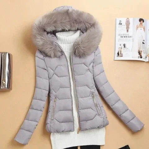 Women Winter Cotton Padded Jacket 2025 New Women Big Fur Collar Cotton Coat Warm Thicken Loose Hooded Parkas Winter Outwear