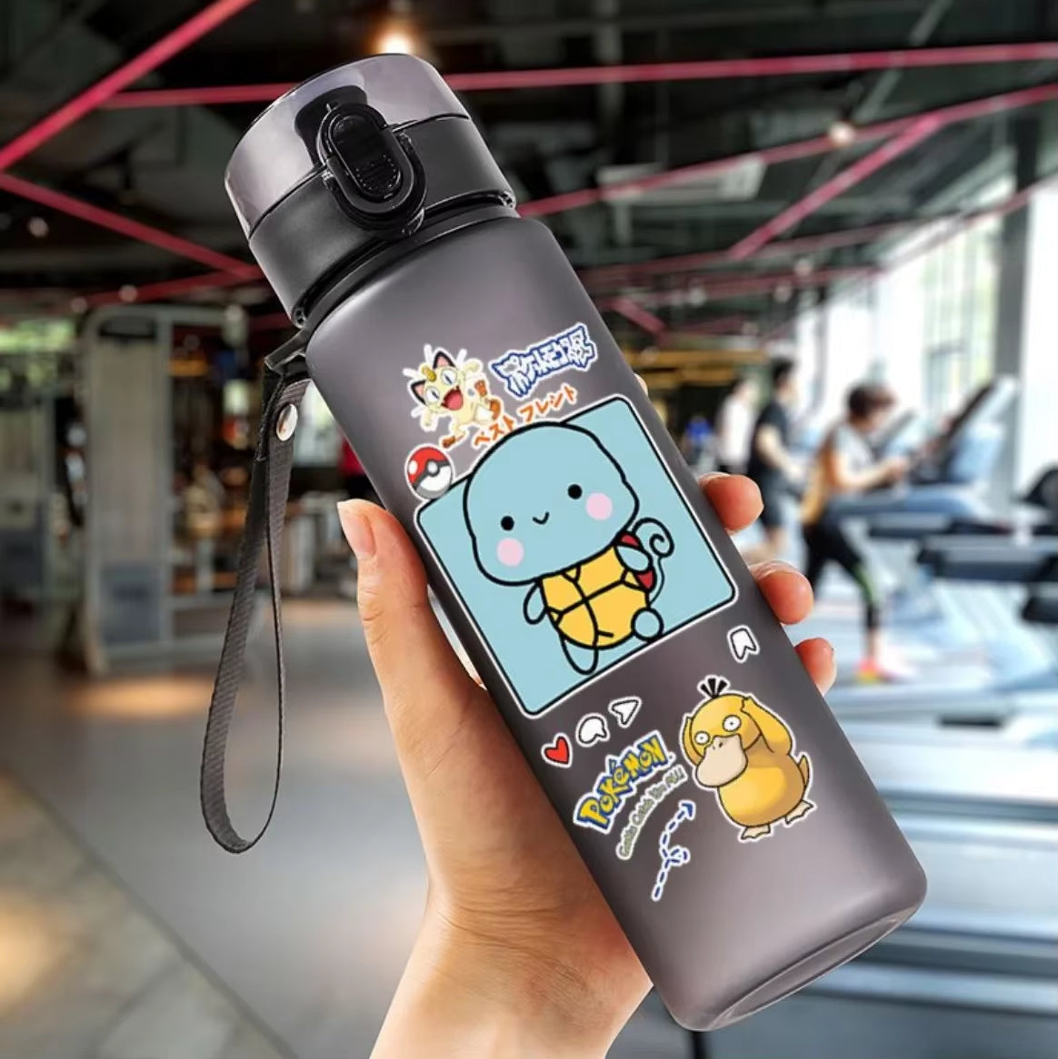 Pokemon 560ML Wasserbecher Kinder Tragbarer Kunststoff Cartoon Kawai Pikachu Erwachsene Outdoor Große Kapazität Sport Wasserflasche Pikachu